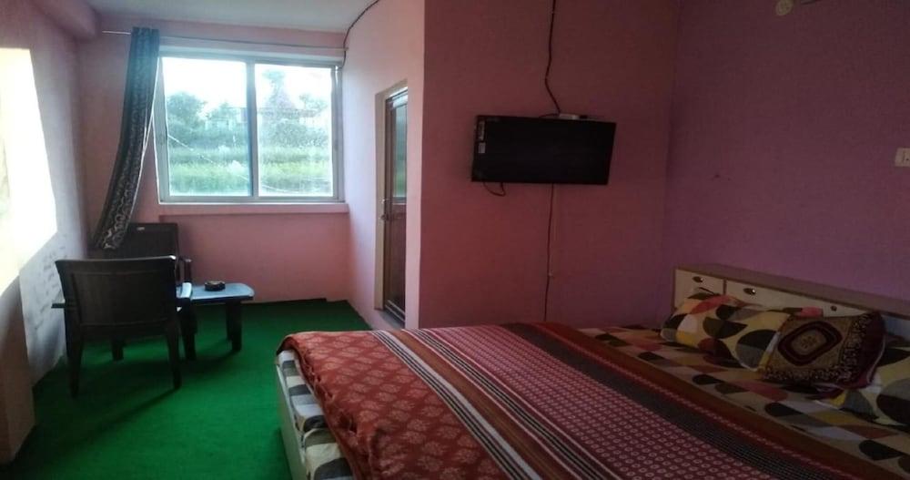 StayApart - Tarkeswarm Hills Viiew