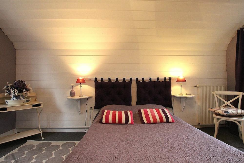 La Villa des Rosiers