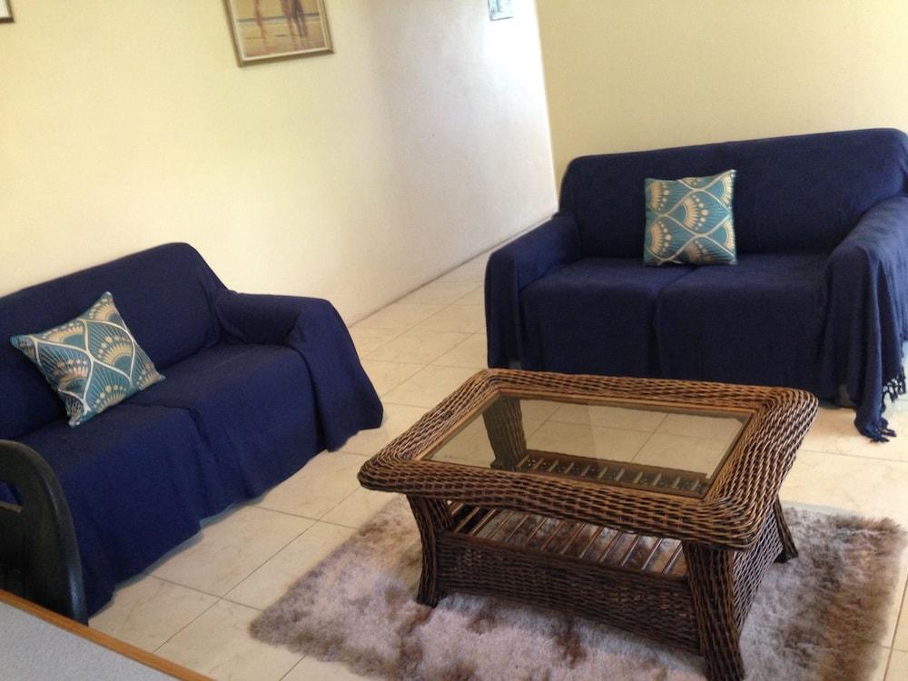 Rose View Apartment Montego Bay