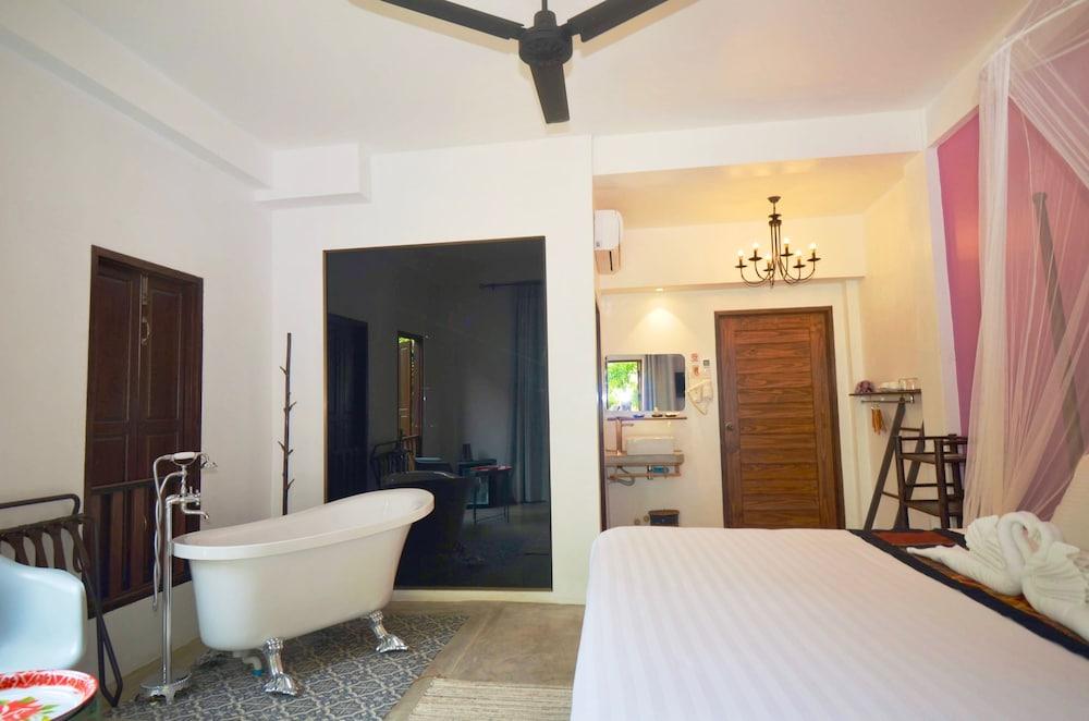 Moonlight Champa Riverview