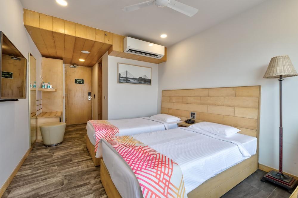 Ginger Surat City Centre