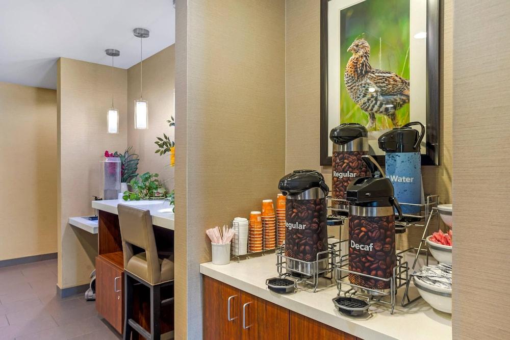 Comfort Inn & Suites Gap Amish Country