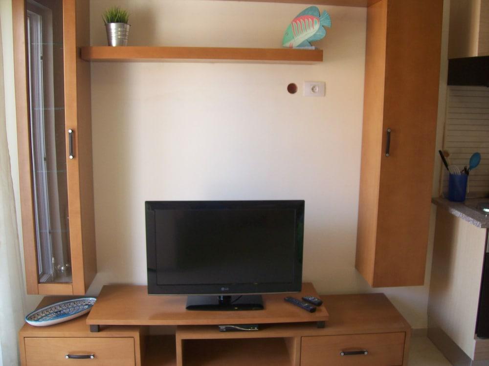 The Dunes Apartments