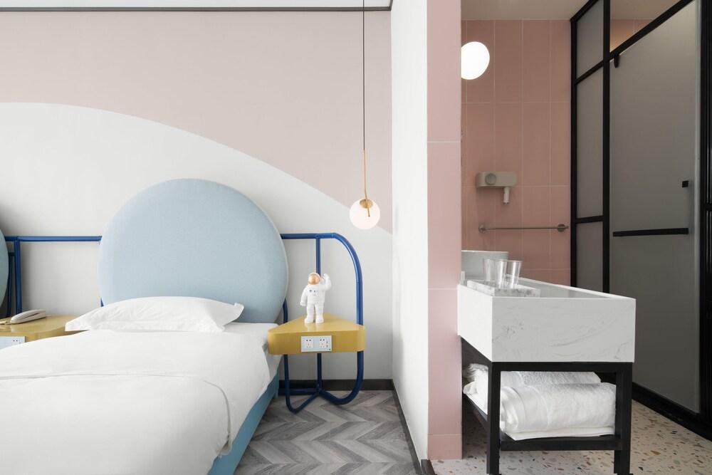 Pathfinder Drea Hostel - Concept Store, Kuan & Zhai Alleys