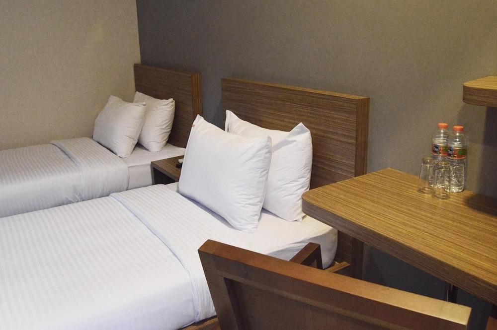 Hotel Sonic Airport Semarang