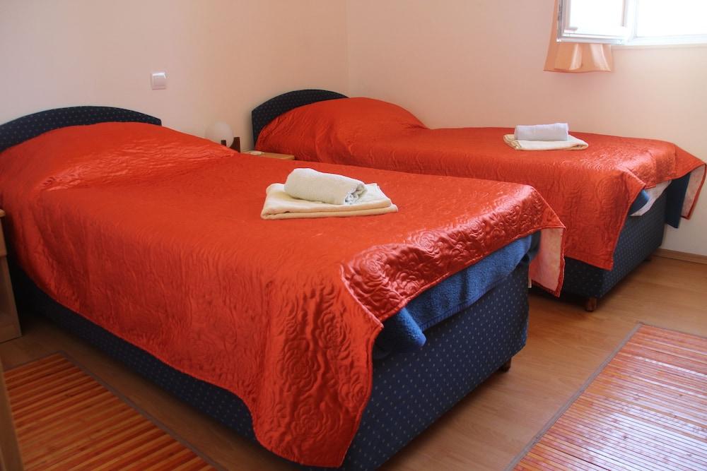 Villa Kety Apartments