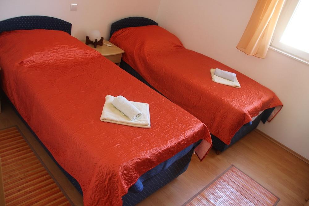 Villa Kety Apartments