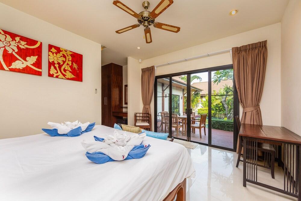 Villa Savu by Tropiclook