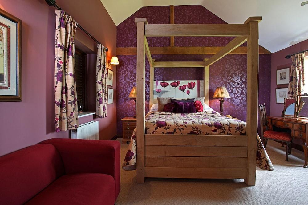 Cornfields Hotel & Restaurant