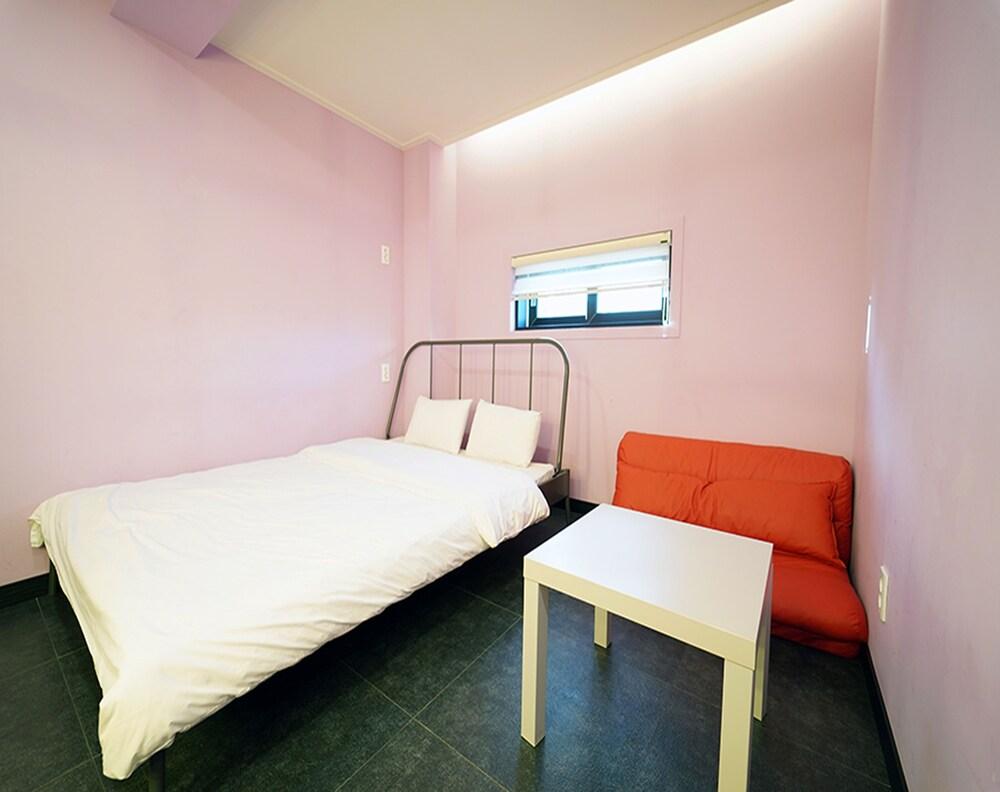 Suncity Guesthouse - Hostel