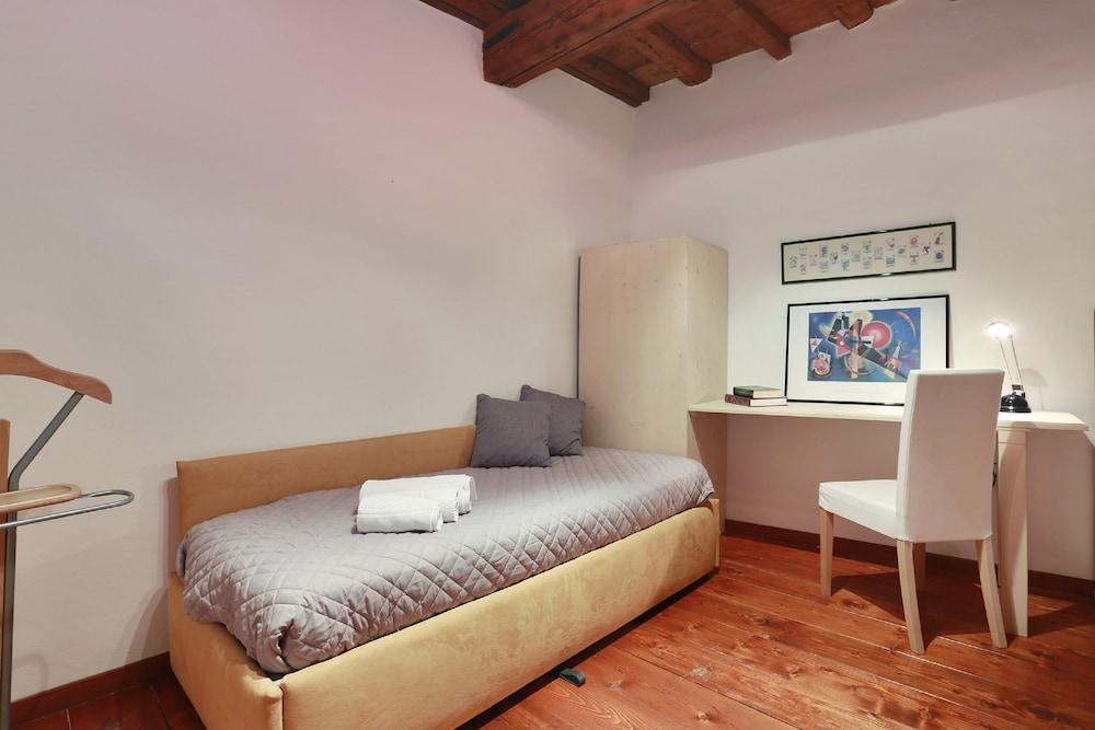 Ghibellina Apartment