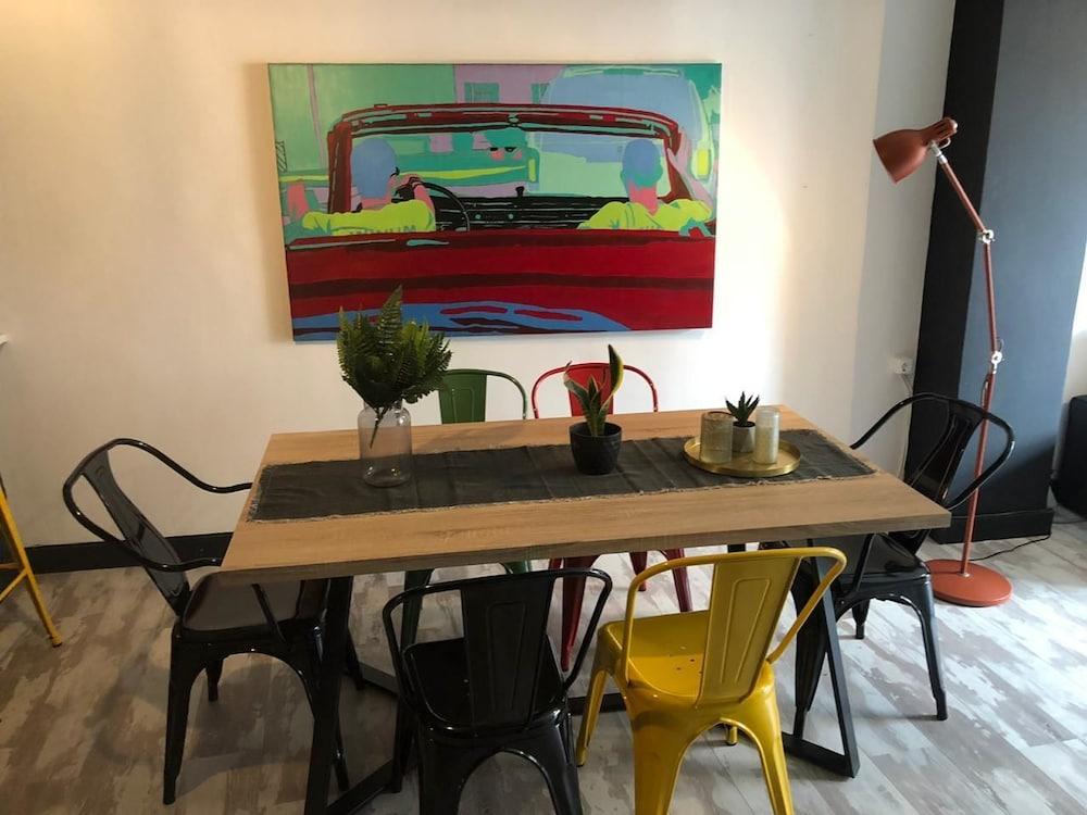 Home Plus Psirri Apartment