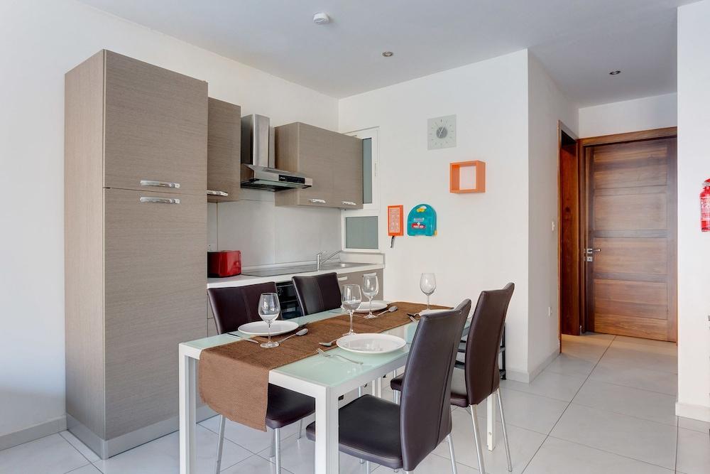Modern Apartment in the Heart of St Julian's