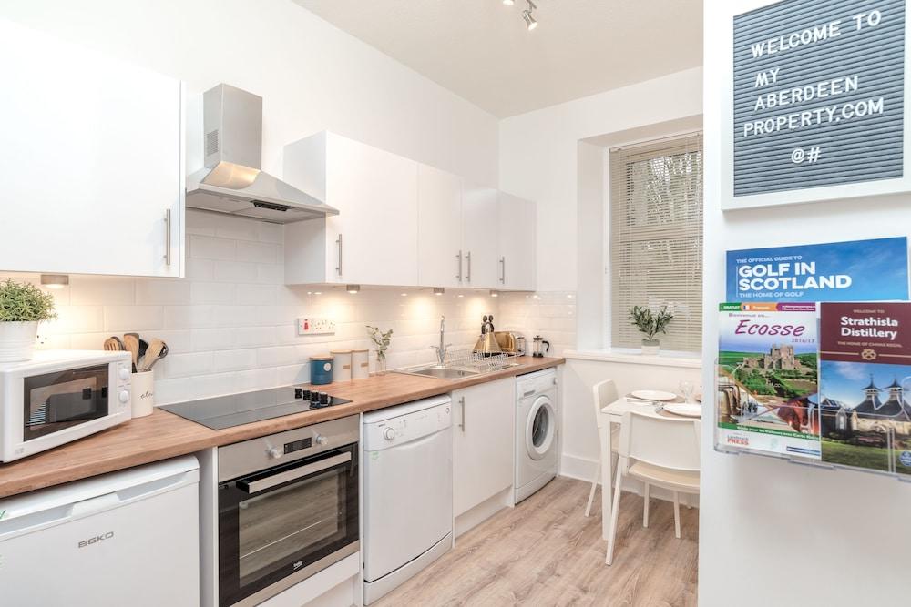 West Mount Apartment