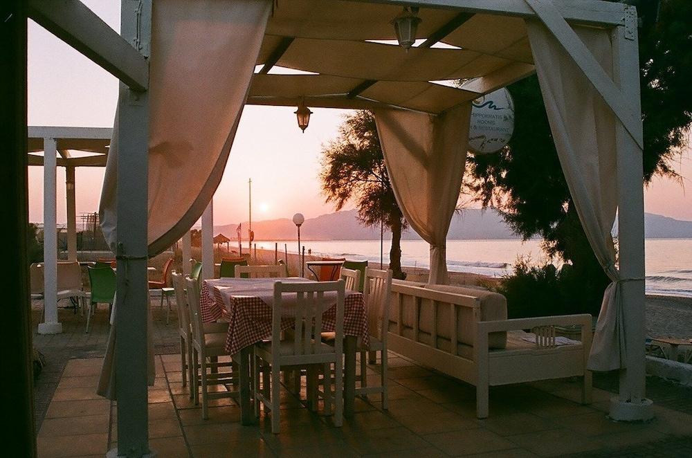 Hippokratis Apartments