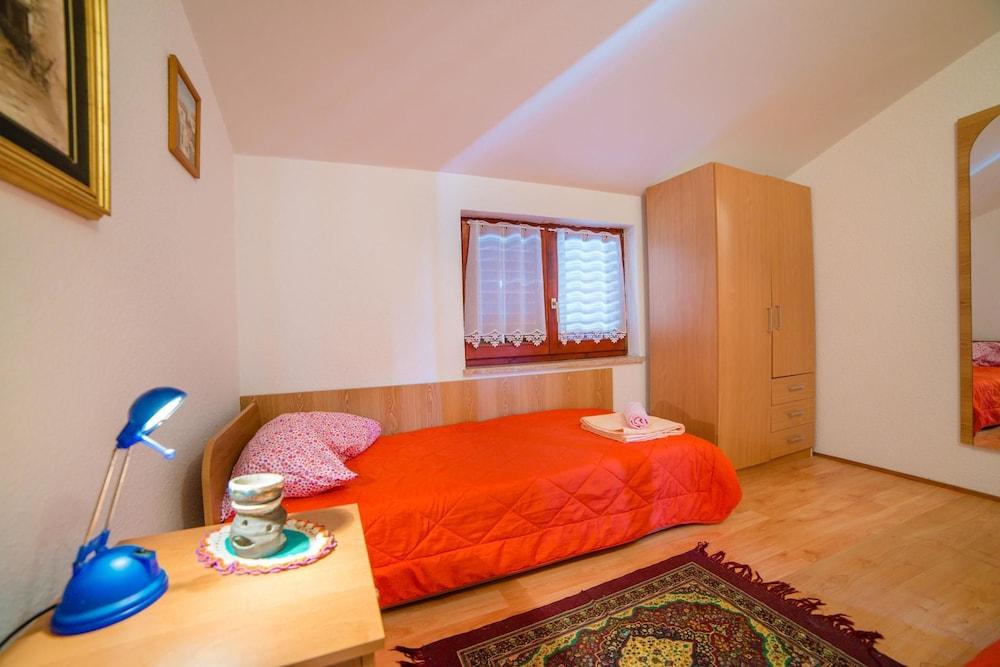 Apartments Daria 206