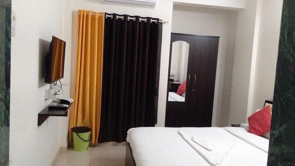 United Corporate Home Thane