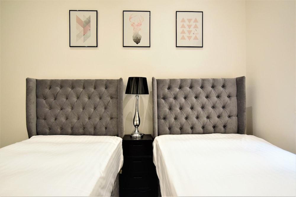 The Hubert - Your Apartment