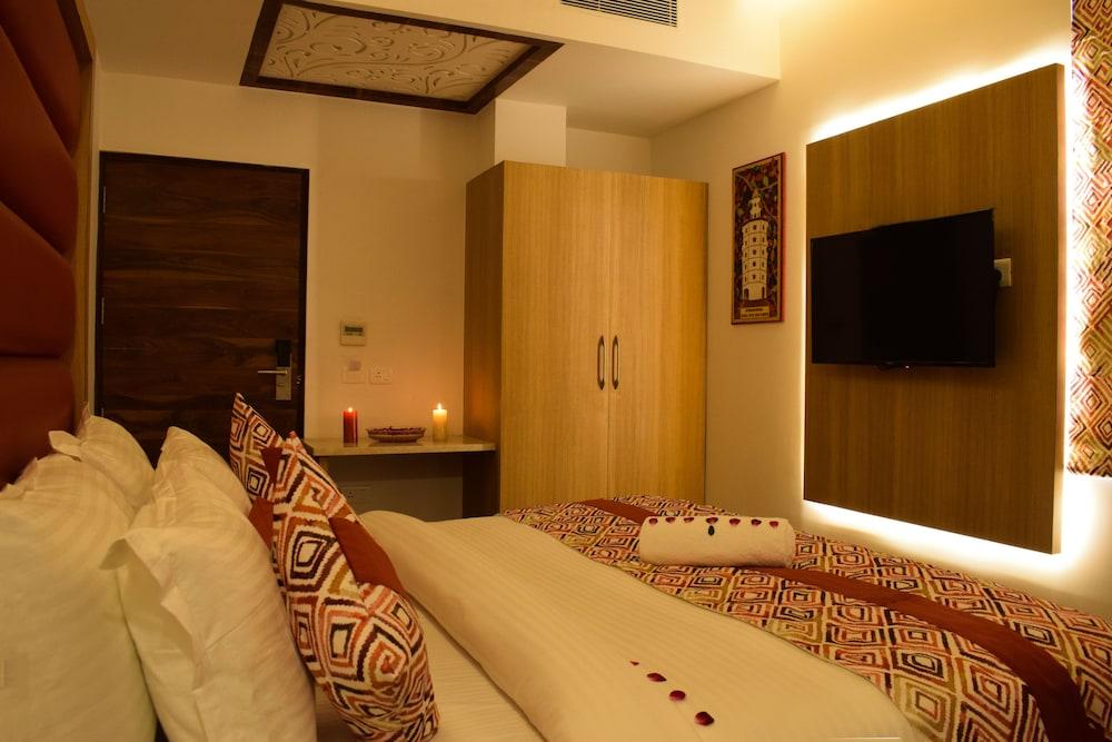 One Earth GG Regency