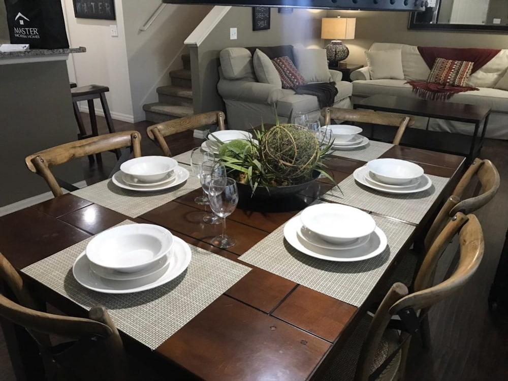 Lucaya Village 3040 #22-101