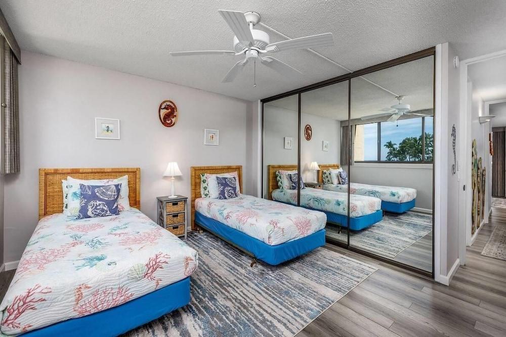 Kona Makai 1-204 Oceanview! AC! Remodeled! 2bd/2ba