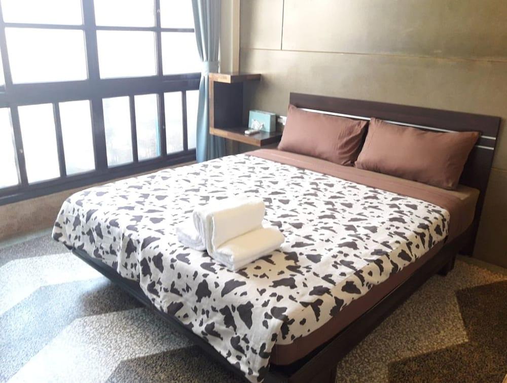 Old House Small Home