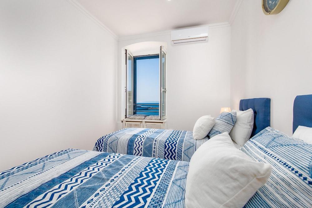 Luxury Apartment Karolina Riva