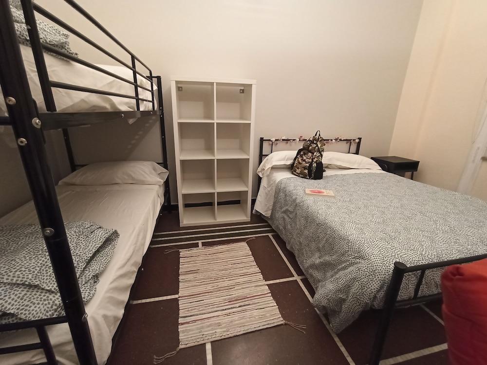 Le case della Ste - Hostel Grattacielo