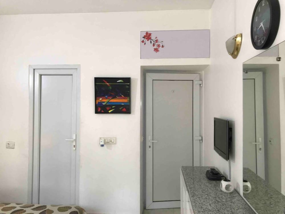 Security & Comfort 2 Bedroom Apartment in Gurugram