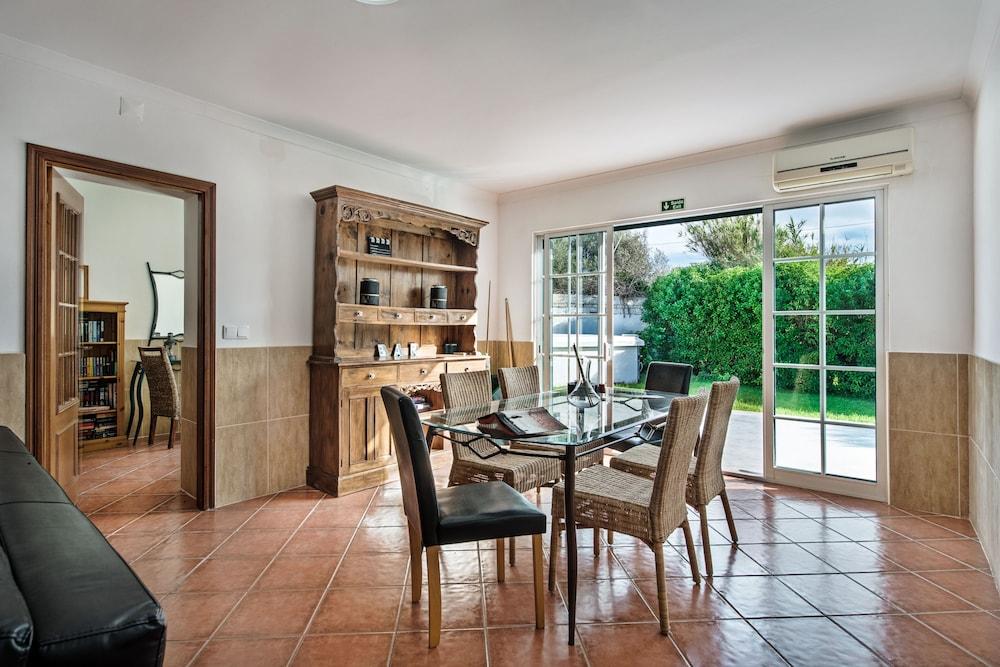 Rustic Villa With Pool Near Olhao