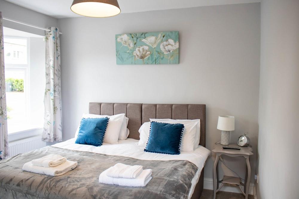 Central Stamford Townhouse