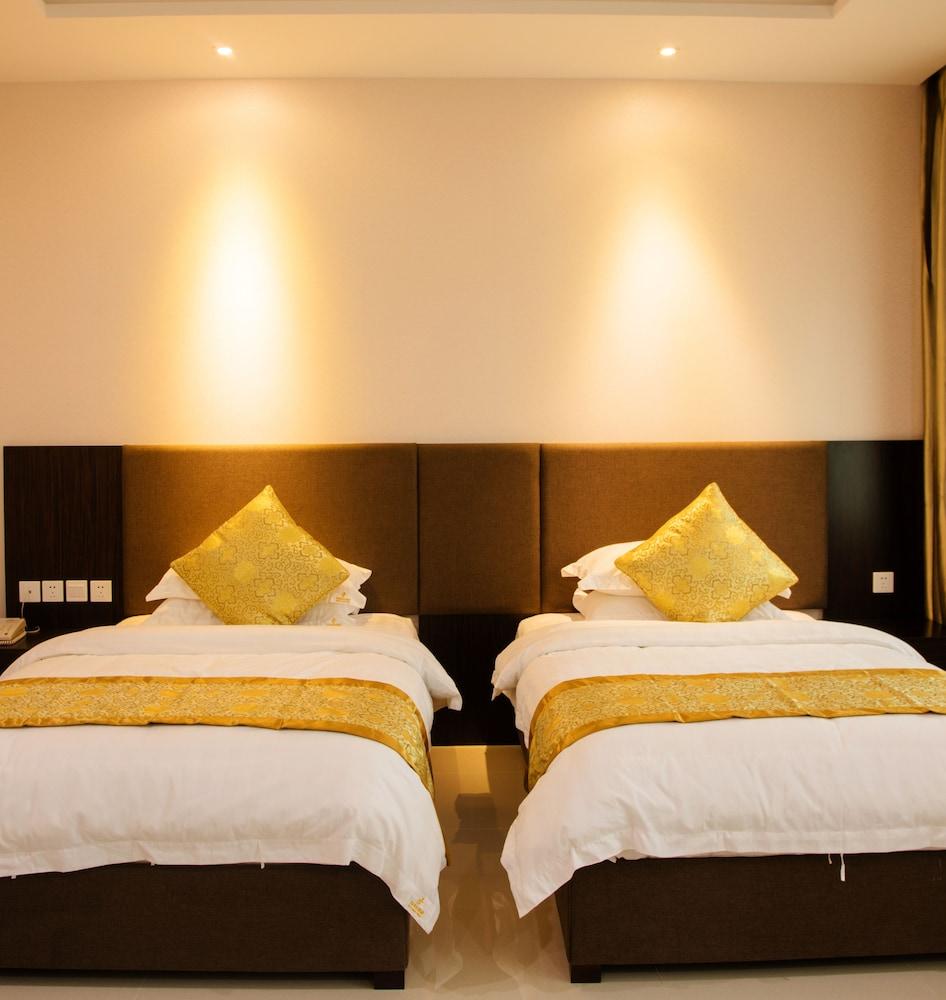 Jing Pin Century Hotel