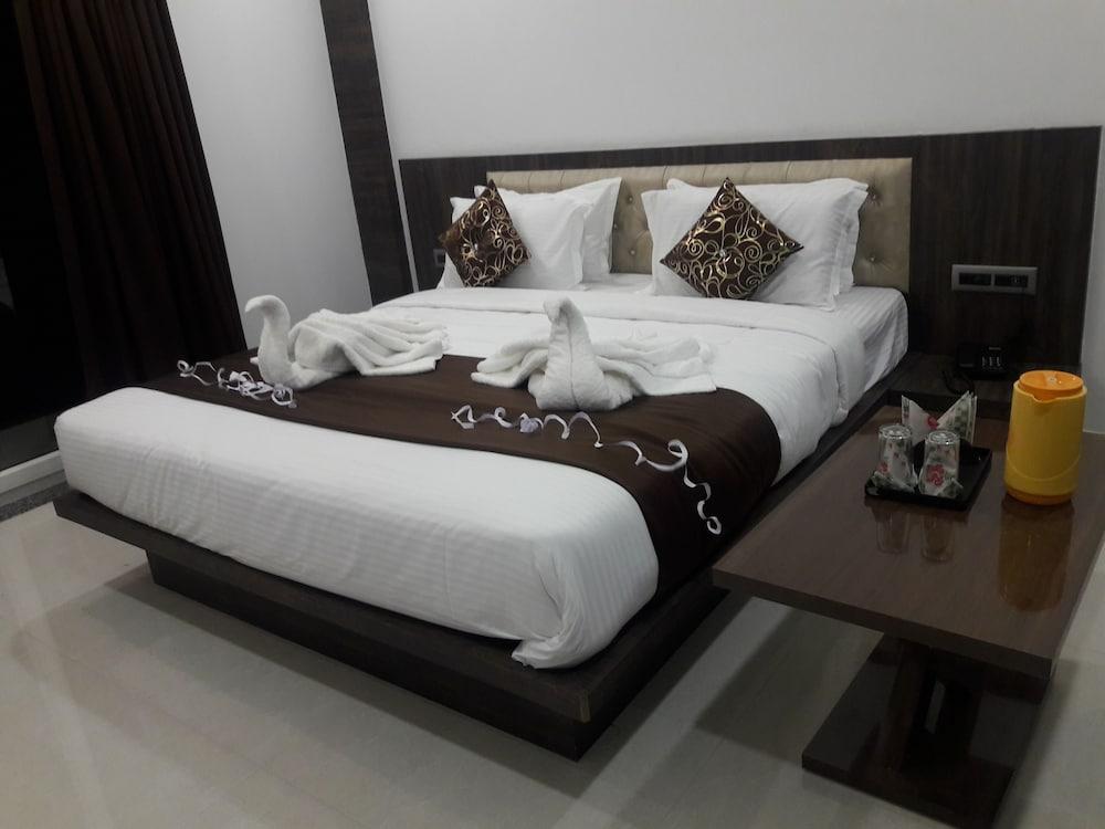 Tanishq Resort Nimbahera