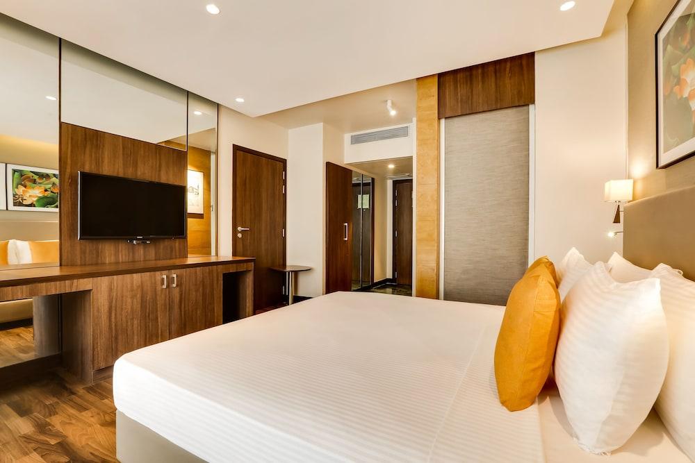 Lemon Tree Hotel Viman Nagar Pune