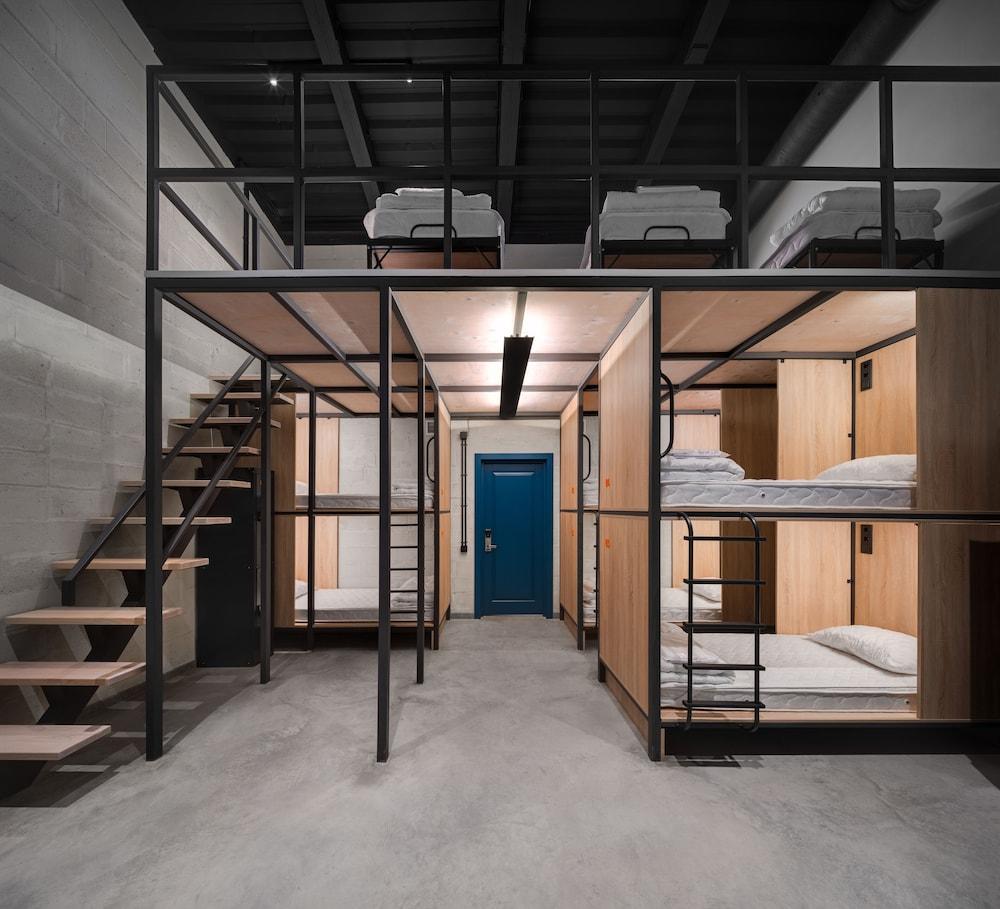 Campus Community A-Hotel