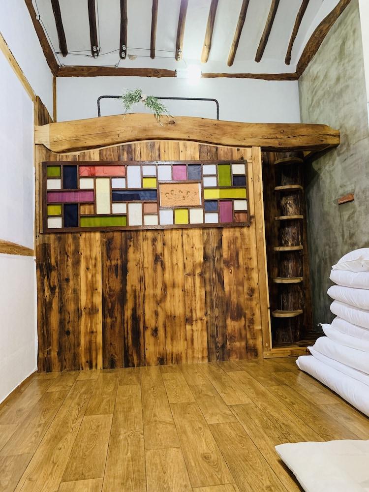 Jeonju Hanok Demisaem 1937