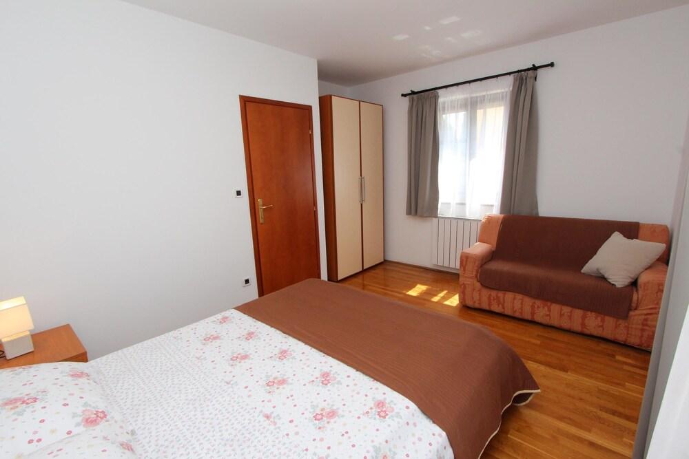 Apartments Villa Mara