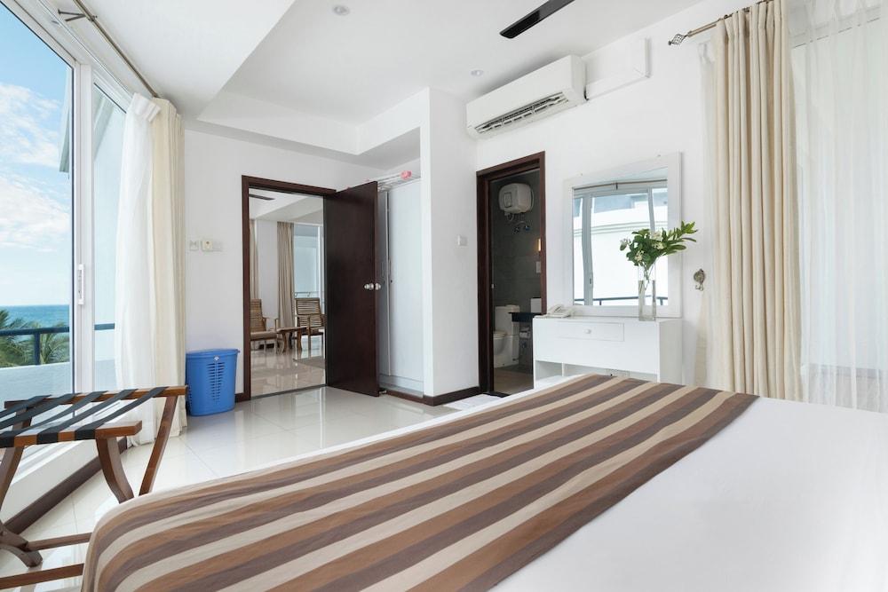 Oceanfront Nilaveli by ICC