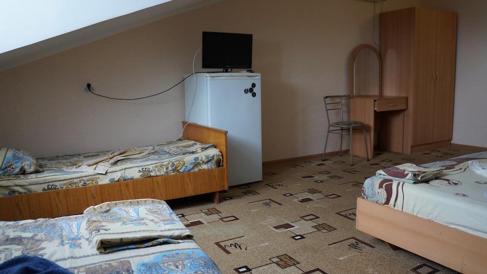 Hotel Lazurnaya Plus