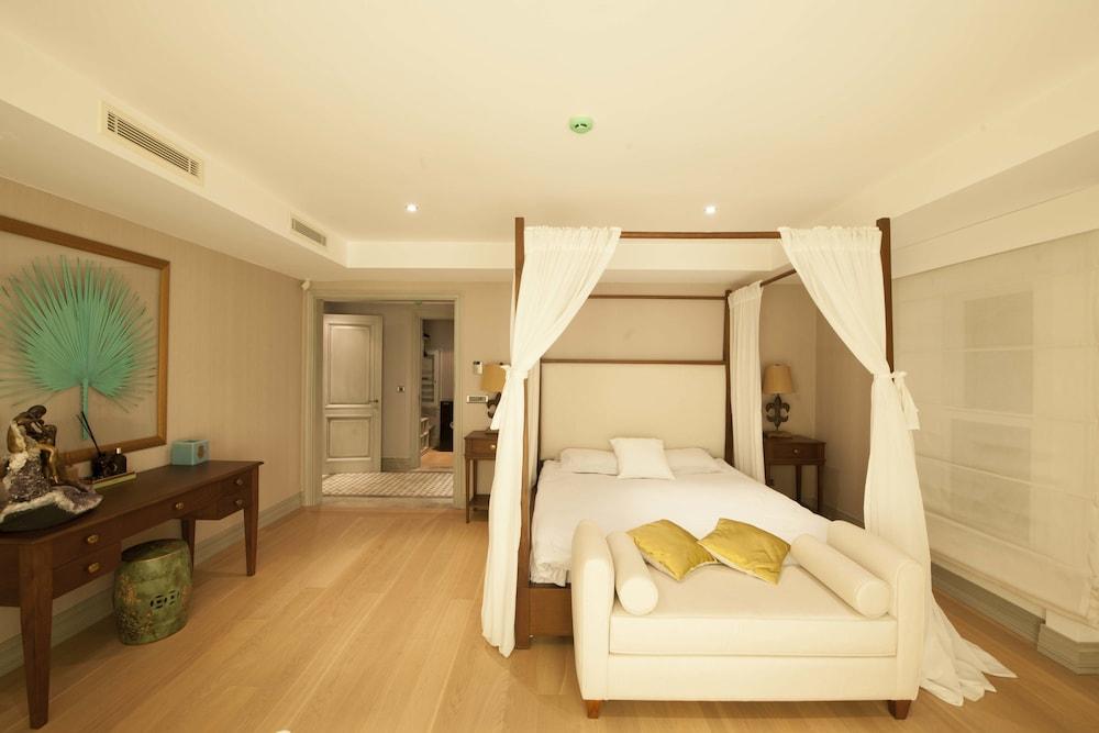 Vhillas Private Luxury Villa Regnum