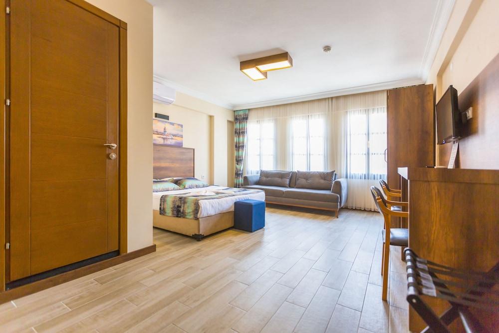 Old Town Boutique Hotel