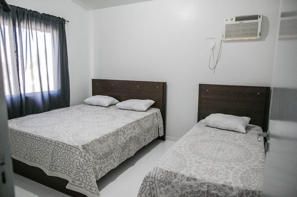 Sobrado 2 - Casa com piscina 10 pessoas