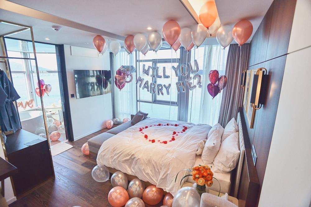 H Avenue Gwangalli Beach