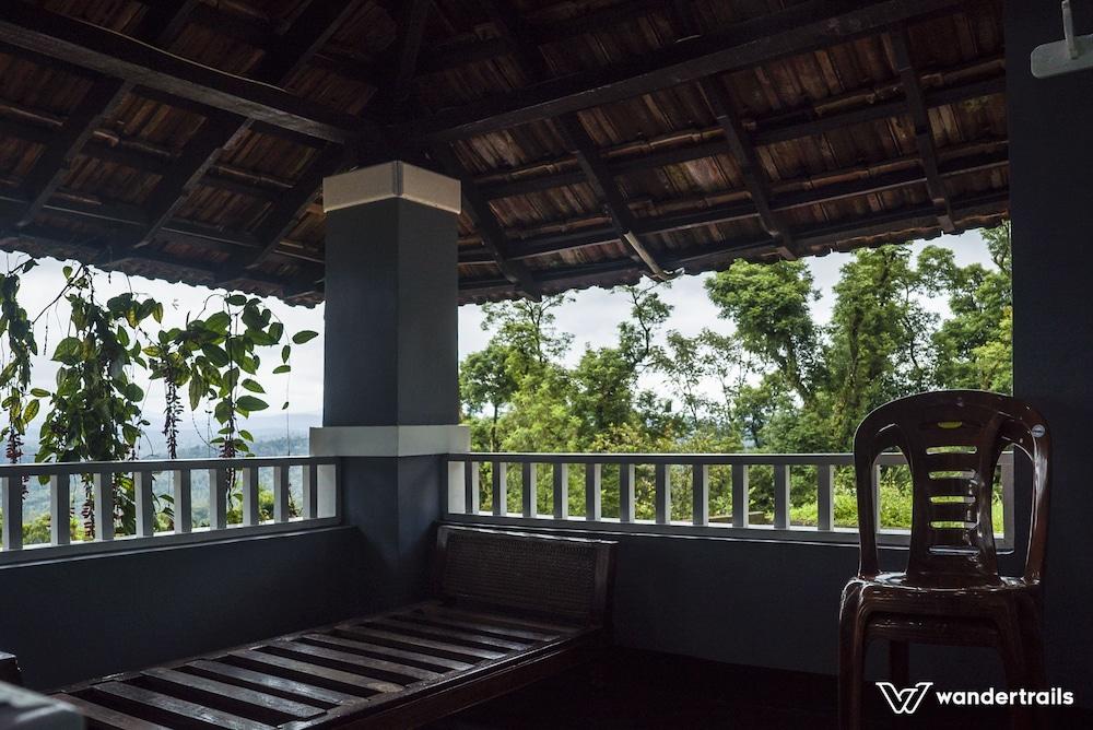 Bungalow 1934 - A Wandertrails Showcase