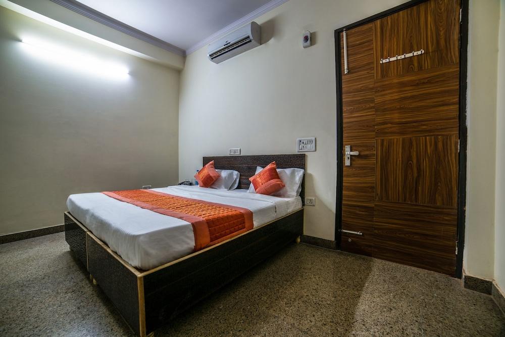 OYO 14388 UK Residency