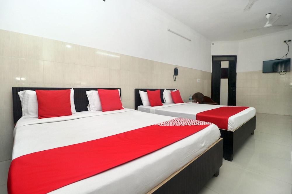 OYO 19318 Jn Residency