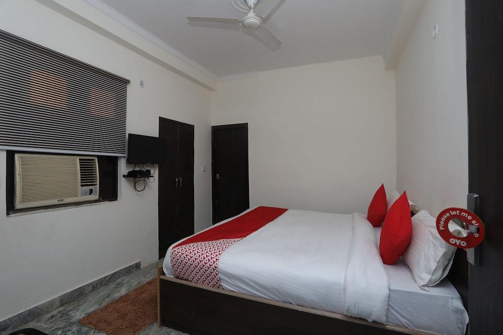 OYO 19999 D M Residency