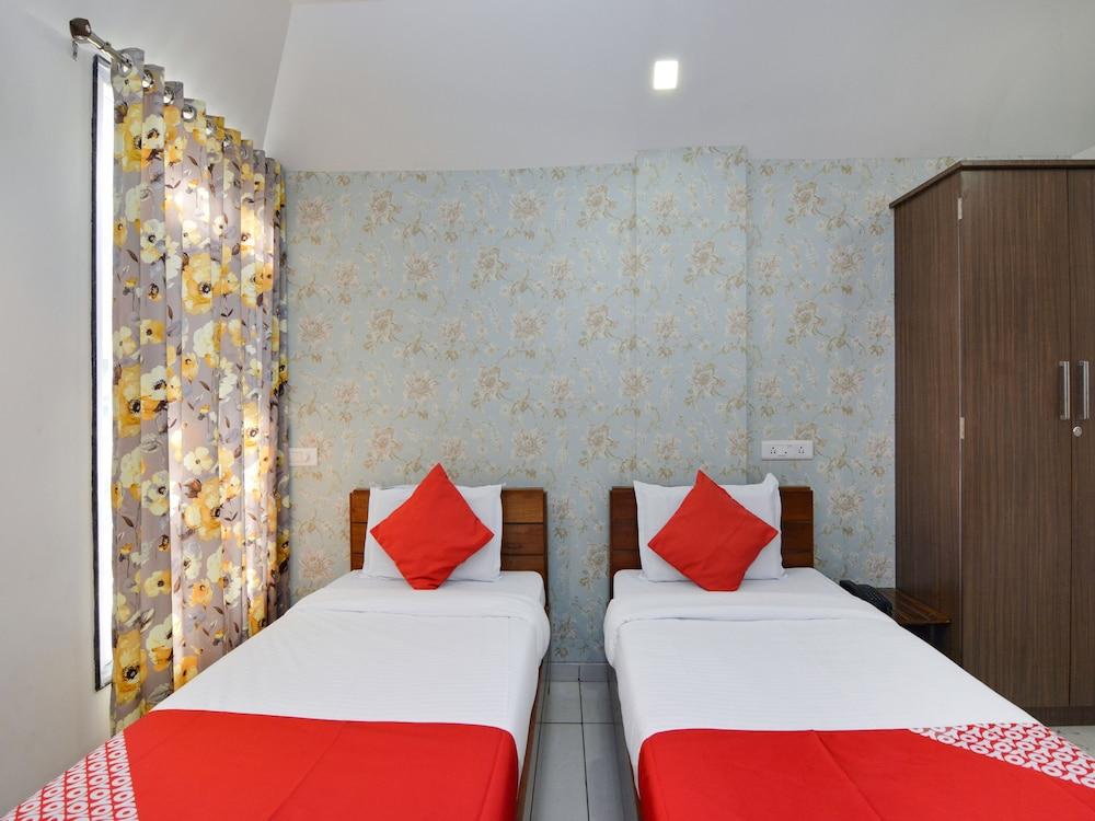 OYO 22827 Hotel Prafulla