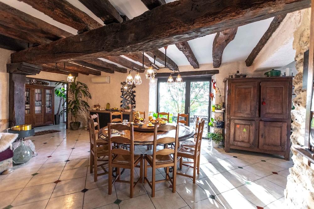 L'Ecrin Du Ségala B&B