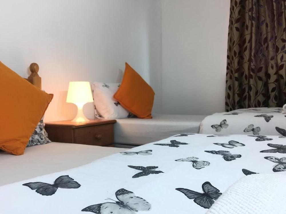 Constitution Apartments